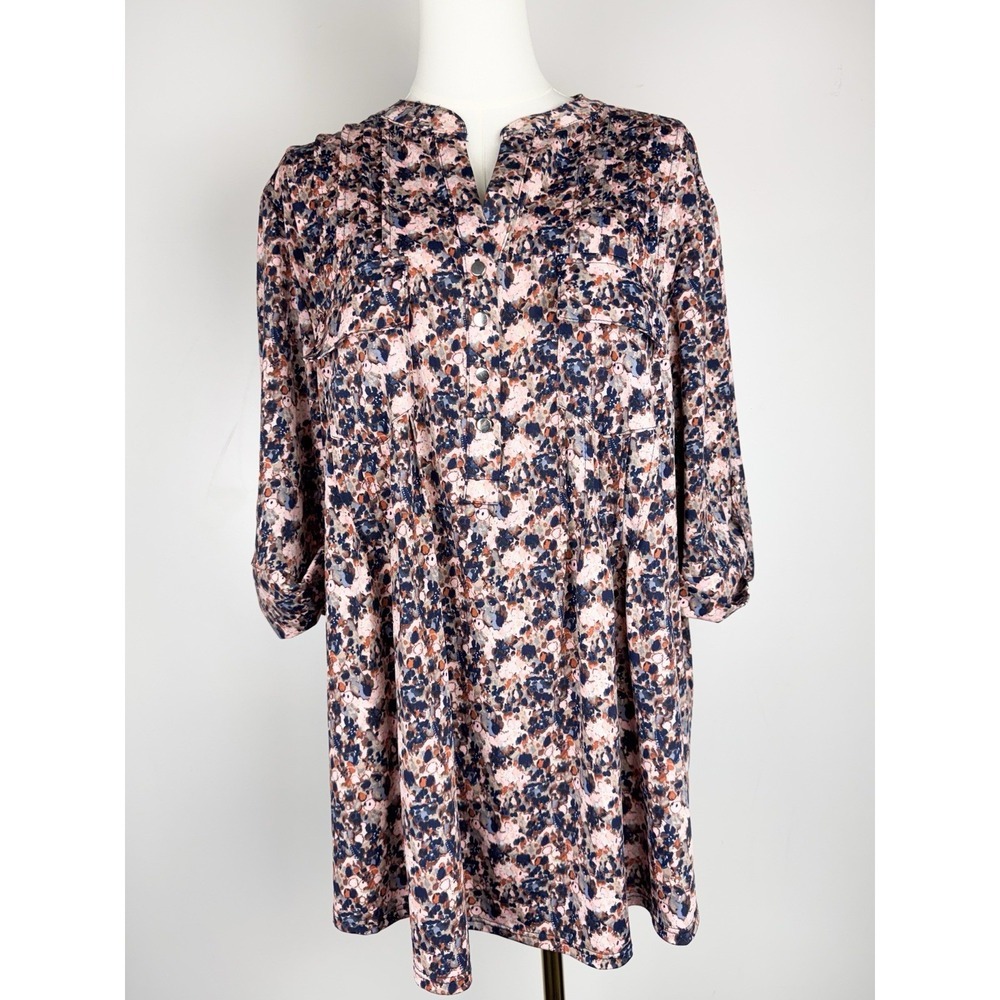 Cocomo Woman 3X Tunic Blouse Plus Size Henley Button Roll Tab Sleeve Abstract